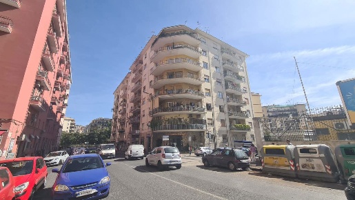 Foto Appartamento in Via MARIO FIORE 14, Napoli Arenella di 125 m²