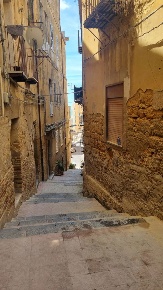 Foto Appartamento in Via Saponara 17, Agrigento Centro Storico di 450 m²