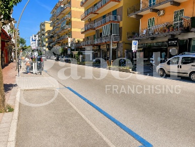 Foto Magazzino in Europa, Marano di Napoli Centro di 45 m² con 2 locali