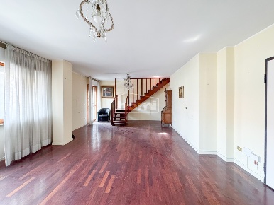 Foto Appartamento a Francavilla al Mare Centro di 146 m² con 4 locali