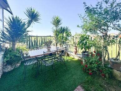 Foto Appartamento a Ortona di 79 m² con 3 locali in vendita