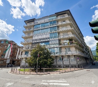 Foto Ufficio in Via Fratelli Recchi 7, Como Stadio - Borgo Vico di 165 m²