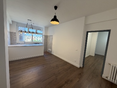 Foto Appartamento in Via Napoli 29, Nettuno Centro di 95 m² con 4 locali