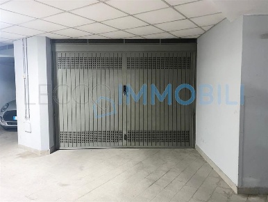 Foto Box in via col di lana, Lecco Castello di 25 m² in vendita
