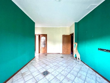 Foto Appartamento in Via Italo  Cremona, Gazzada Schianno Centro di 110 m²