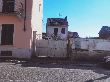 Foto Appartamento a Palestro Centro di 116 m² con 5 locali in vendita
