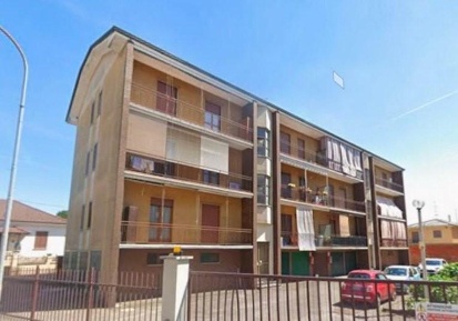 Foto Appartamento a Robbio di 78 m² con 5 locali in vendita