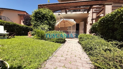 Foto Appartamento a Castagneto Carducci di 50 m² con 2 locali in vendita