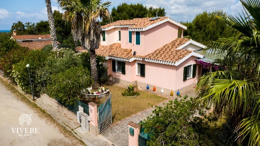 Foto Villa unifamiliare in Vico 2 delle piane, Calasetta di 122 m²