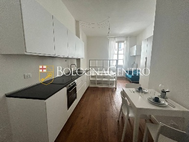 Foto Appartamento in Vicolo Posterla, Bologna Centro Storico di 36 m²
