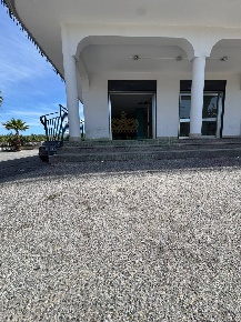 Foto Attività commerciale in Via San Nicola, Carbonara di Nola Centro