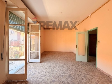 Foto Appartamento in viale amendola 38, Riposto Centro di 114 m² in vendita