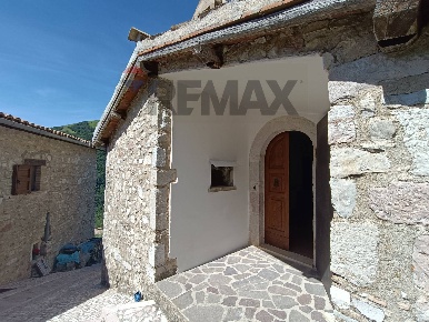 Foto Casa indipendente in Gavelli Snc, Sant'Anatolia di Narco di 120 m²