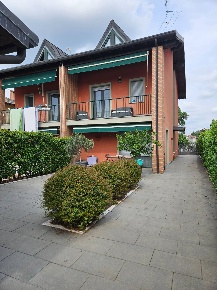 Foto Case semi ndipendenti in Via Della Costituzione 275, Oleggio Centro