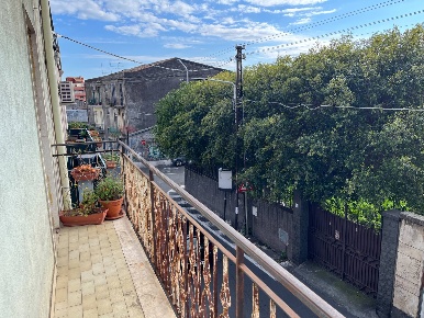 Foto Appartamento in Via Sebastiano Catania 192, Catania di 87 m²