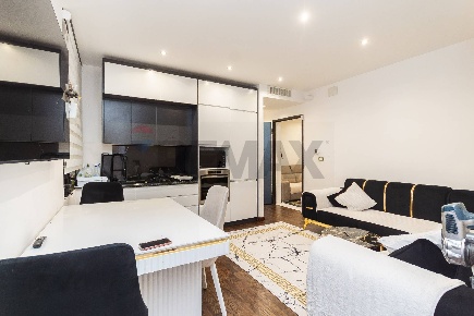 Foto Appartamento in via Leone Vetrano, Genova Cornigliano di 87 m²