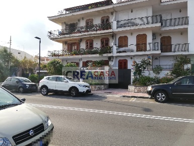 Foto Appartamento in VIA LUNGOMARE AMERIGO VESPUCCI, Furci Siculo di 90 m²