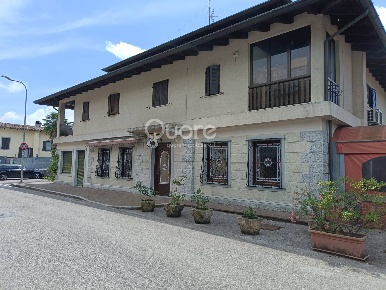 Foto Attività commerciale in BORGO URANA, Magnano in Riviera Centro