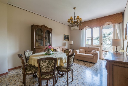 Foto Appartamento a Macerata di 110 m² con 5 locali in vendita