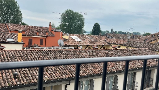 Foto Appartamento a Mantova Centro di 146 m² con 4 locali in vendita