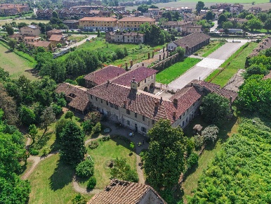 Foto Villa unifamiliare in Via Alzaia Naviglio Pavese 3, Zibido San Giacomo