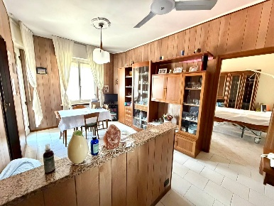 Foto Appartamento a Alessandria Europa di 88 m² con 5 locali in vendita