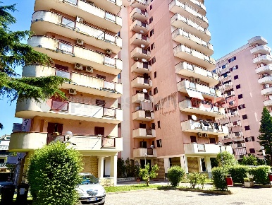 Foto Appartamento in Corso Europa 68, Acerra di 110 m² con 4 locali