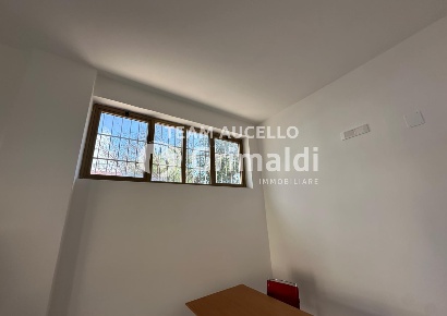 Foto Negozio in Via san giovanni snc, San Cipriano Picentino di 27 m²