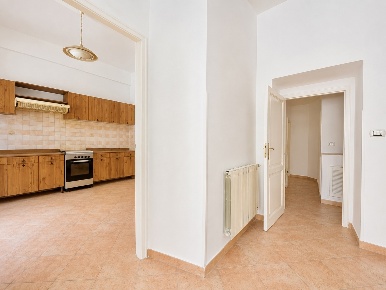 Foto Appartamento in Via Armando Diaz 78, Fiuggi di 75 m² con 3 locali