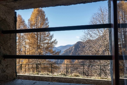 Foto Casa indipendente a Mandello del Lario di 41 m² con 2 locali