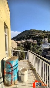 Foto Appartamento a Alcamo Centro di 215 m² con 6 locali in vendita
