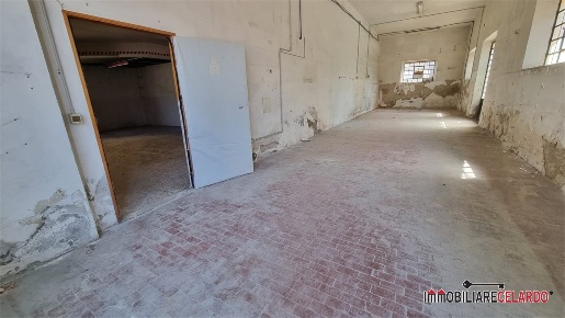 Foto Magazzino a Colle di Val d'Elsa Agrestone, Agrestino, Querciolaia