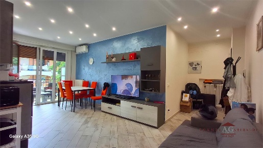 Foto Appartamento in via Bigarella, Bordighera Centro di 85 m² con 3 locali