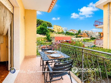 Foto Appartamento in Via Piani, Pietra Ligure Centro di 41 m² con 2 locali
