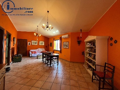 Foto Appartamento in Via Giardini, Bari Sardo Centro di 115 m² con 4 locali