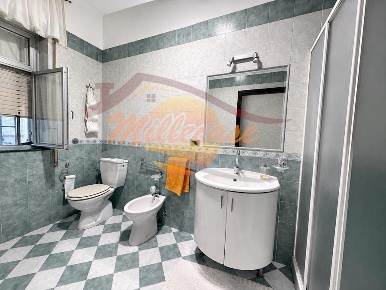 Foto Appartamento in Viale Scala Greca 216, Siracusa di 170 m² con 6 locali