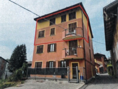 Foto Appartamento a Comignago di 127 m² con 5 locali in vendita