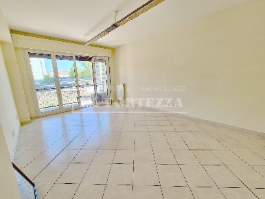 Foto Appartamento a Pisa Pratale di 100 m² con 4 locali in vendita
