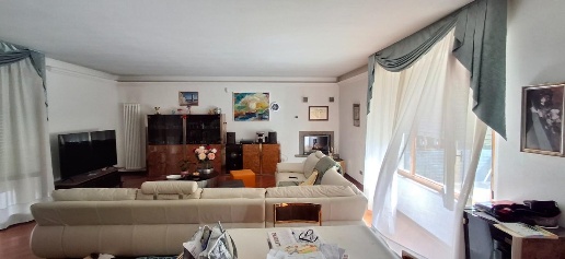 Foto Appartamento a Grosseto Aeroporto - Gorarella di 170 m² con 6 locali
