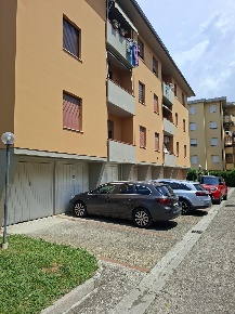 Foto Appartamento a Cascina Centro di 76 m² con 5 locali in vendita