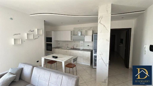 Foto Appartamento in Piazza Tedesco, Taranto Paolo VI di 80 m² con 3 locali
