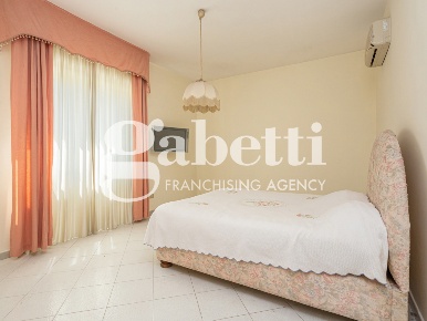Foto Appartamento in Italia, Marano di Napoli Centro di 90 m² con 3 locali