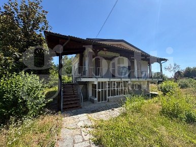 Foto Villa singola in Via delle Betulle 8, Sangano di 180 m² con 4 locali