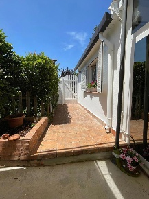 Foto Villa unifamiliare in Via Scutieri 4, Palermo Mondello - Valdesi