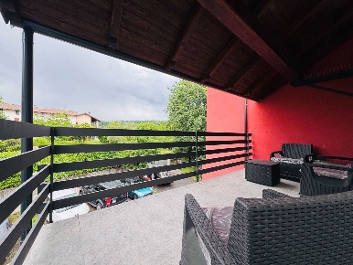 Foto Appartamento in Via Grigioni 999, Arona Centro di 85 m² con 3 locali