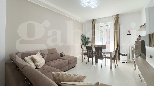 Foto Appartamento in Via Vincenzo Magliocco 3, Milano Pezzotti - Meda