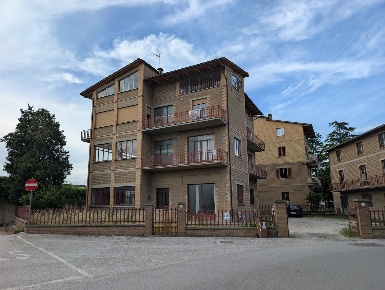 Foto Appartamento in Via G. MATTEOTTI 32, Deruta Centro di 180 m²