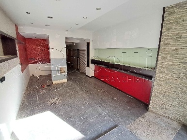 Foto Negozio in Savonarola, Ferrara Centro Storico di 40 m² con 1 locali