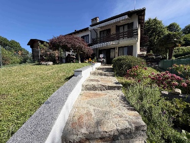 Foto Villa a schiera a Biella Pavignano di 106 m² con 5 locali in vendita