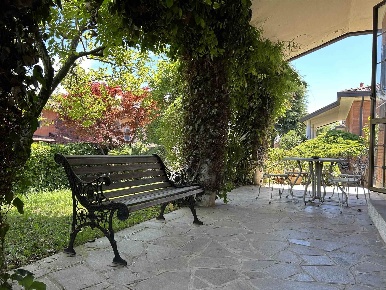 Foto Villa unifamiliare in Via Delle Rose  35, Settala Caleppio di 107 m²